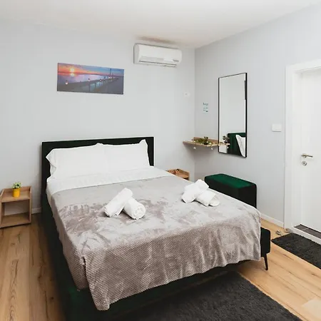 - Steps Form New Bazaar Apartamento *
