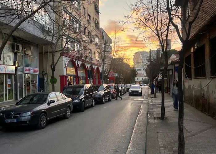 公寓 - Steps Form New Bazaar *