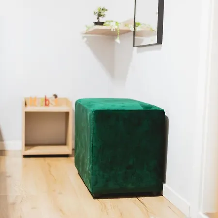 - Steps Form New Bazaar Appartement *